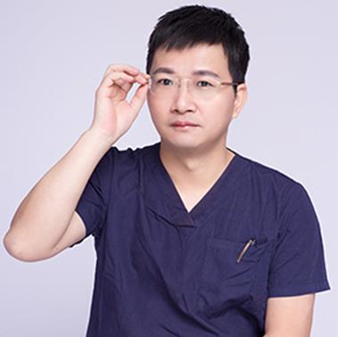北京知音醫(yī)療美容李奇軍院長專業(yè)O型腿矯正