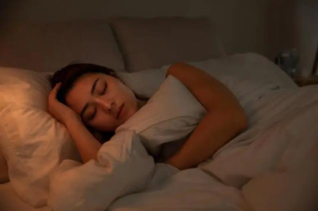 睡眠質(zhì)量不好注意少吃這些!湯臣倍健褪黑素陪你睡好覺