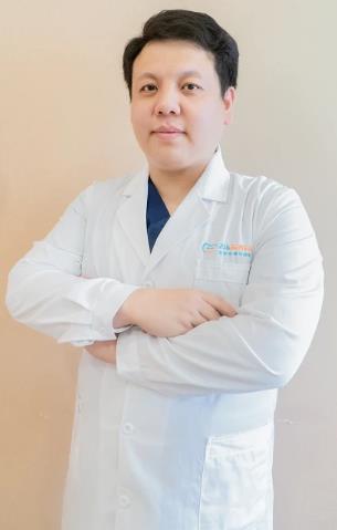 北京中諾第二口腔醫(yī)院李博翰:為您的牙齒健康護駕