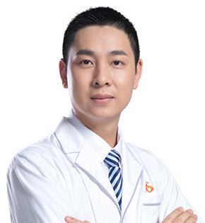 重慶美侖美奐整形醫(yī)院劉興振隆鼻怎么樣 專業(yè)技術(shù)匠心塑美