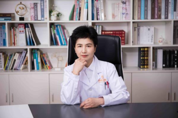 與北京衛(wèi)人中醫(yī)院一起,聽聽關于卵巢早衰的故事