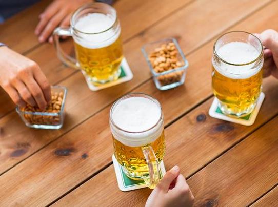 濃茶和咖啡可以解酒嗎?哪些藥不能和酒一起吃?