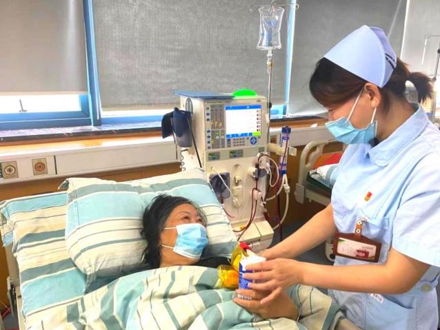 浙江康靜醫(yī)院血液透析中心:懷揣赤誠之心,報以真誠微笑