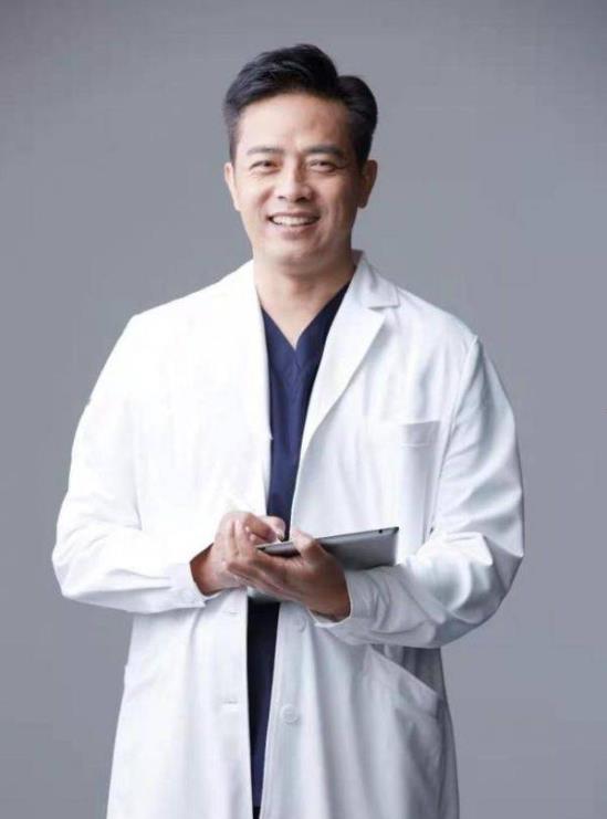 專訪北京漾格醫(yī)美彭少文院長,從抗衰新寵fotona4dpro看輕醫(yī)美行業(yè)現(xiàn)狀