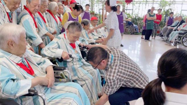 慶祝建黨百年 浙江康靜醫(yī)院舉辦老干部文藝活動與義診活動