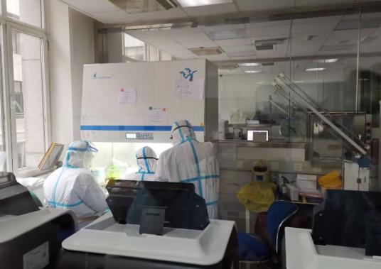 核酸檢測在舌頭上取樣有用嗎?核酸檢測伸到鼻孔一點就結束了正常嗎