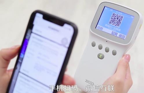?票O(jiān)測(cè)儀一機(jī)多測(cè),實(shí)時(shí)了解健康情況