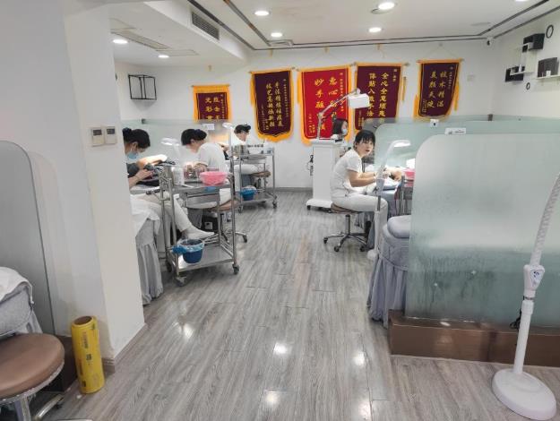 99年職新來談?wù)劧徊┦快疃豢孔V嗎