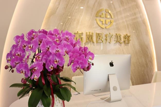 假體豐胸多少錢?大連高嵐醫(yī)美王大太院長(zhǎng)案例