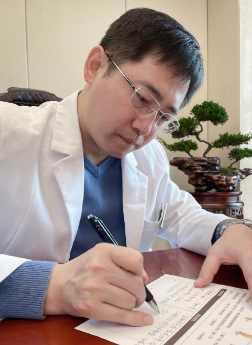 劉靖濤院長講解為什么選擇來北京做吸脂手術(shù)的求美者期望值會更高!
