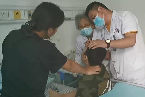 濟(jì)南血液病醫(yī)院專家如何?平均40余年臨床經(jīng)驗(yàn),一對一精準(zhǔn)診療