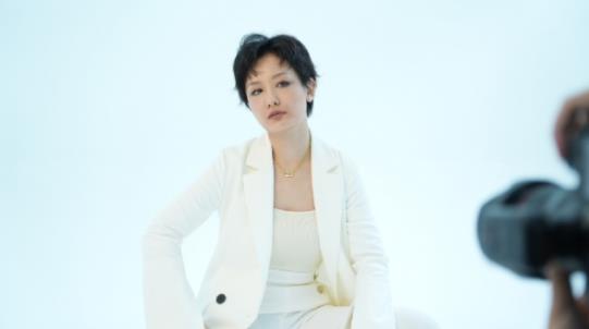 致敬當(dāng)代中國女性!美萊聯(lián)合《瑞麗》走進(jìn)23位女性的蛻變故事