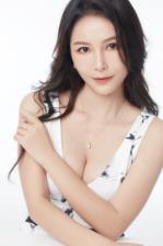 致敬當(dāng)代中國女性!美萊聯(lián)合《瑞麗》走進(jìn)23位女性的蛻變故事