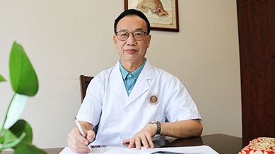 廣州中醫(yī)腫瘤專家張平政:世家榮耀濟(jì)世情,衣缽傳承醫(yī)者心