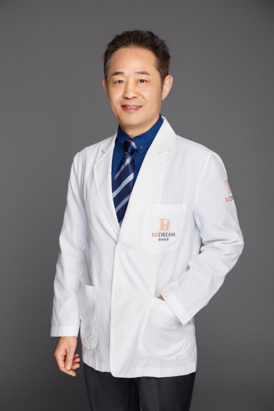 上海吸脂塑形比較靠譜的醫(yī)院-上海薇琳張懷軍為你解答:再專家和項(xiàng)目技術(shù)名 做電子吸脂減肥整形哪效果好