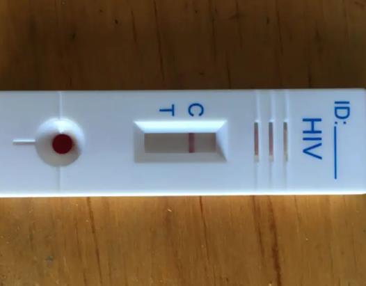 hiv試紙藥店沒賣怎么辦?艾滋試紙一分鐘就陰了會轉(zhuǎn)陽嗎