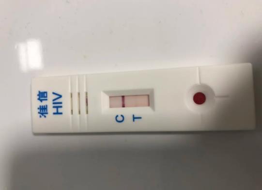 hiv試紙藥店能買到嗎?hiv試紙過期了測出的結(jié)果還準(zhǔn)不準(zhǔn)