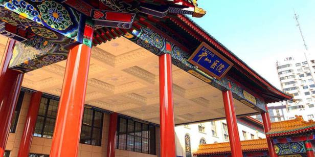 南通白癲風(fēng)醫(yī)院【名醫(yī)會(huì)診公告】上海名醫(yī)秦立模會(huì)診南通復(fù)大