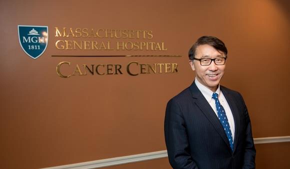麻省總醫(yī)院(MGH)肝臟腫瘤研究所主任Andrew Xiuxuan Zhu(朱秀軒)專家談