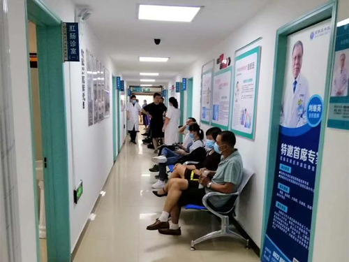 石家莊豐益肛泰醫(yī)院治痔瘡靠譜嗎?醫(yī)保定點(diǎn)單位,獲患者信賴認(rèn)可 11340W037-0.jpg