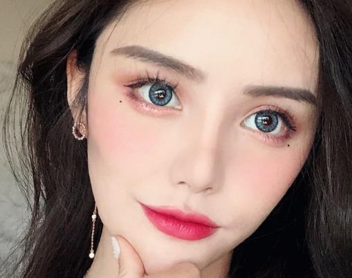 美瞳為什么貼不上眼球?美瞳會(huì)不會(huì)滑到眼球后面?