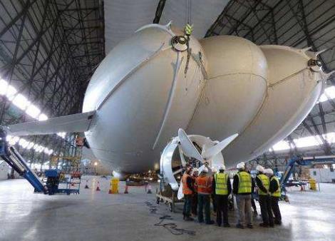 世界上最大的航空飛行器,5000萬(wàn)美元的飛機(jī)像屁股