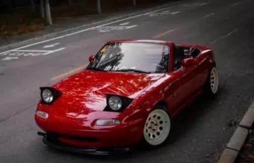 世界上最暢銷的敞篷跑車 來自日本的MX-5生產(chǎn)了90萬臺