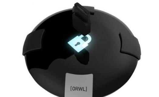 世界上最安全的電腦 Orwl只有探知到鑰匙的信號才會開機