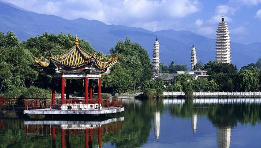 中國層數(shù)最多的密檐式磚塔 崇圣寺三塔比嵩岳寺塔還多一層