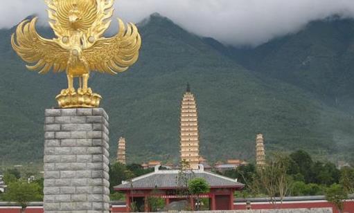 中國層數(shù)最多的密檐式磚塔 崇圣寺三塔比嵩岳寺塔還多一層