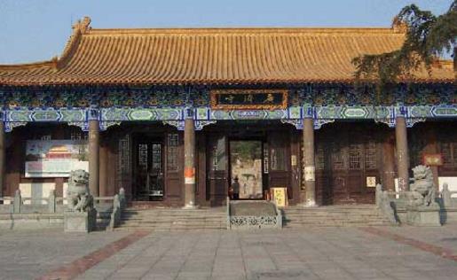 世界唯一的鼓形經(jīng)幢 位于北京城內(nèi)西城區(qū)的廣濟(jì)寺