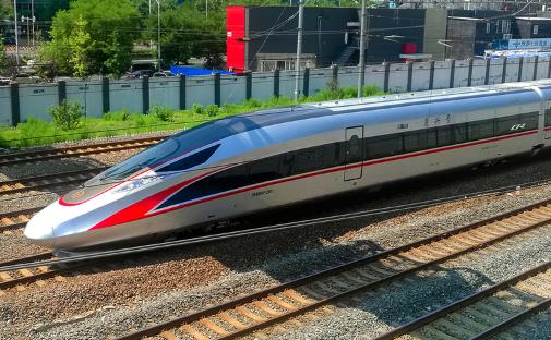 中國最快的高鐵 復(fù)興號時速350km世界最快