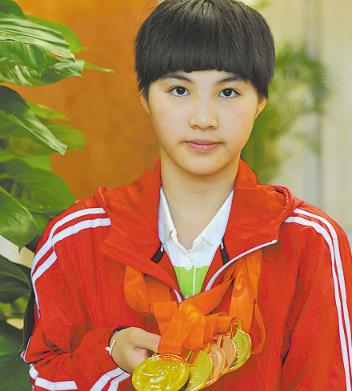 殘奧會(huì)年齡最小運(yùn)動(dòng)員 獨(dú)臂少女徐佳玲年僅14歲