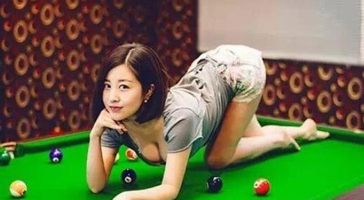 中國胸最大的臺球女裁判 呂萌希胸器秒殺潘曉婷