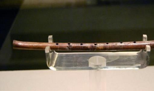 中國最古老的樂器 賈湖骨笛距今9000年