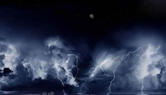 世界上閃電最多的地方 馬拉開(kāi)波湖1年有297天閃電