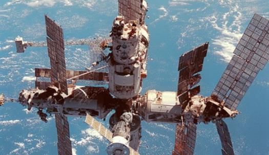 第一個多艙空間站 和平號空間站1986年2月20日發(fā)射