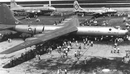 第一架原子動力飛機 B-36的研制可追溯到二戰(zhàn)初期