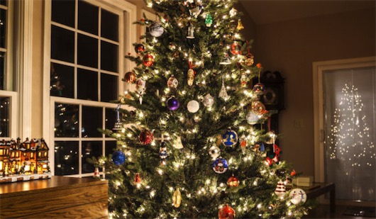 世界上最昂貴的圣誕樹 一顆24K金圣誕樹成本為1680000美元