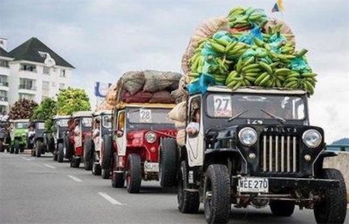世界上最大的吉普車游行活動 2,420輛吉普車在美國巴特勒參加游行