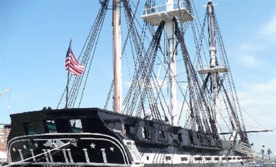 世界上最古老的現(xiàn)役軍艦 美國的風(fēng)帆“憲法”號在1797年下水