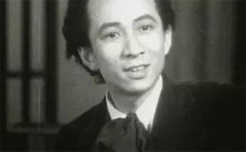 中國第一部音樂喜劇故事片 1935年電通公司推出了《都市風(fēng)光》