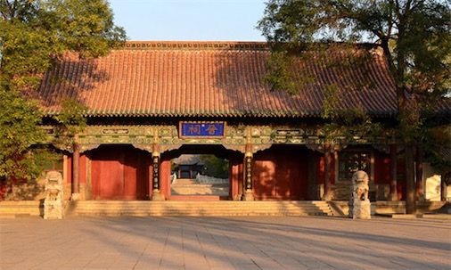 中國現(xiàn)存最早的皇家園林 晉祠是為紀念晉國開國侯唐叔虞而建