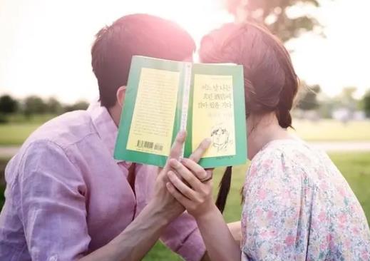 喜歡買奢侈品的女人是什么心理?不喜歡奢侈品的女生適合結(jié)婚嗎