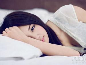 20條加速衰老的睡眠惡習(xí)你占幾條？