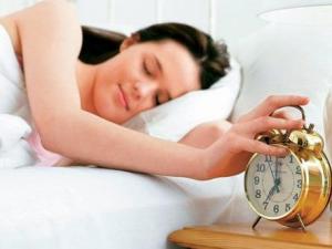 人一天睡覺多久才好？最佳的睡眠時(shí)間