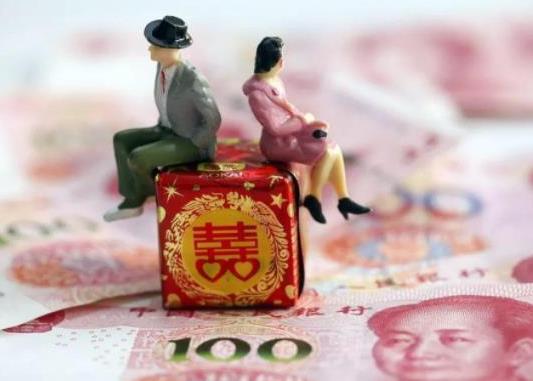 彩禮要10萬屬于什么水平?女方要彩禮10萬家里不同意怎么辦