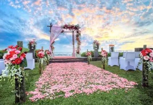 酒店結(jié)婚可以不請(qǐng)司儀嗎?結(jié)婚男方給女方買什么衣服