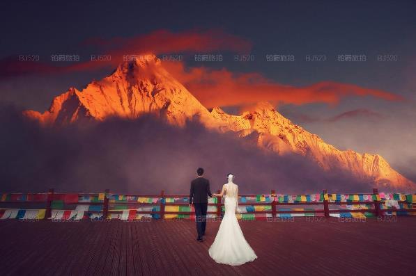鉑爵旅拍服務(wù)怎么樣 這些時(shí)候去香格里拉旅拍真的迷死人