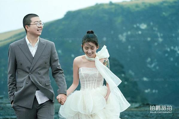 李誕再次攜手鉑爵旅拍,讓5201314得到最完美的幸福詮釋!